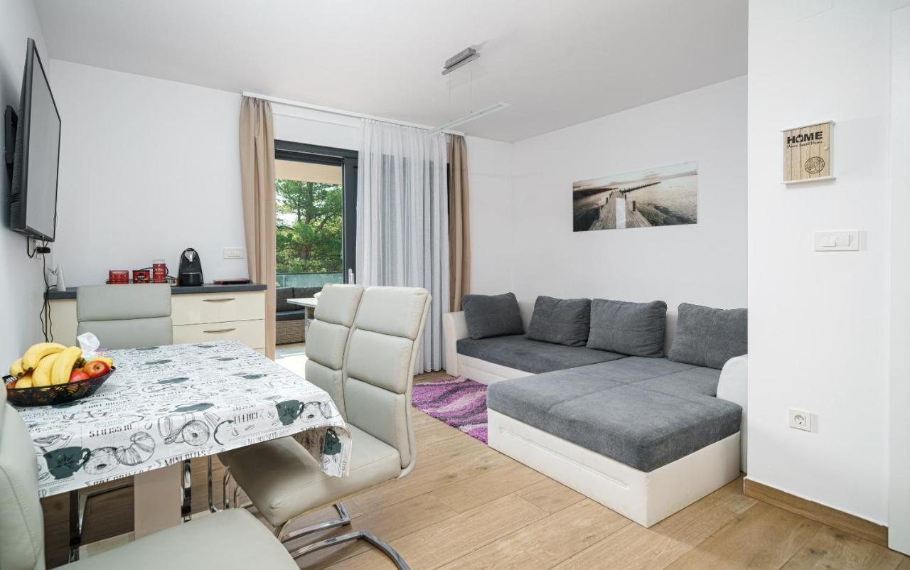 Olive Balcony Vodice-Srima Apartment Exterior photo
