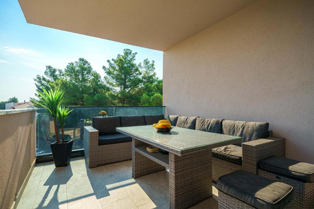 Olive Balcony Vodice-Srima Apartment Exterior photo